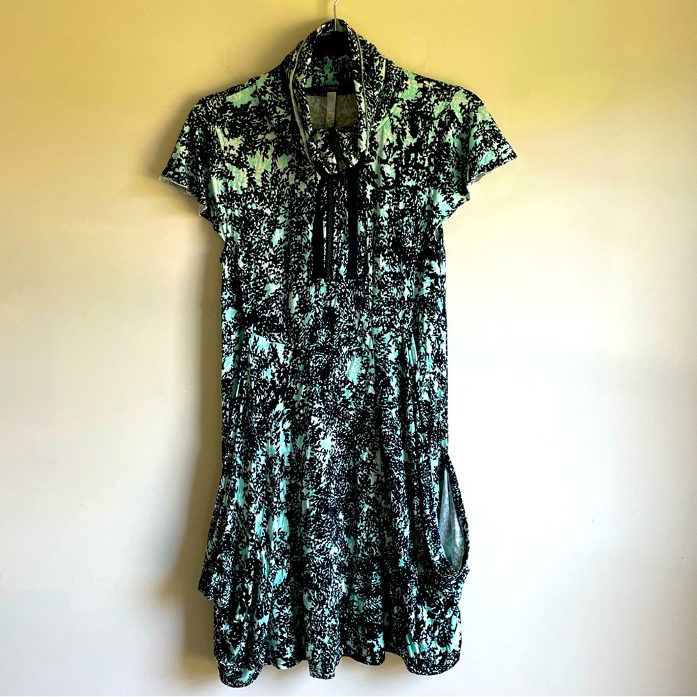 Kensie Mint Combo Stretch Knit Draped Pocket Dress Medium
